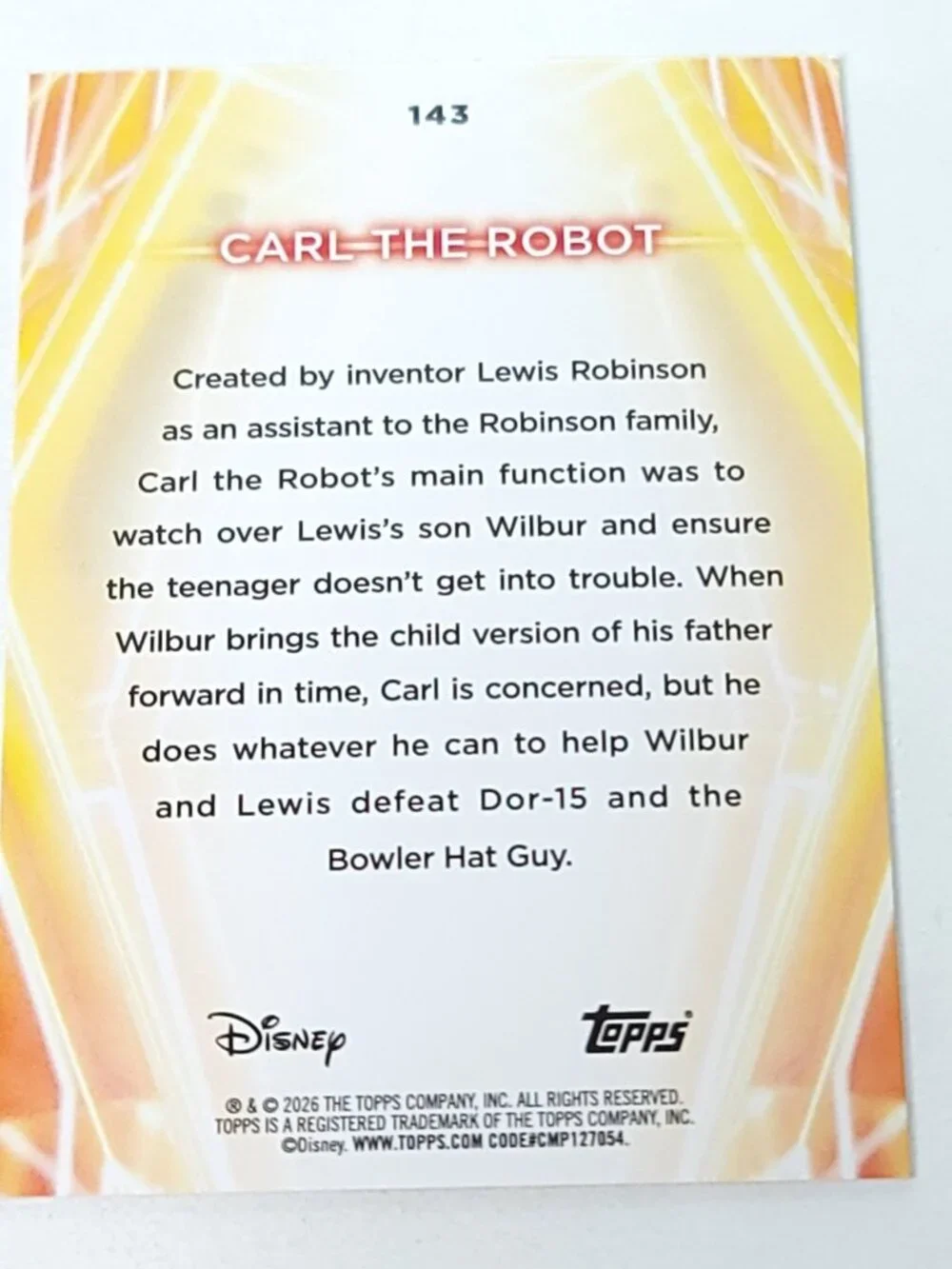 Carl The Robot Topps 2026 Disney Neon Gold Holo Parallel Limited 38/50 - Picture 4 of 4